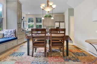 3 Bed 3 Bath Vacation home in Eastsound - Eastsound - 1