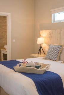 Le Nautique Beachfront Apartments - Anse Royale - 4