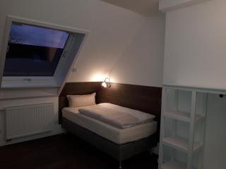 Hotel Weinert - Neubrandenburg - 9