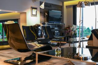 Black Diamond Luxury Beachfront Villa Selenia - Sounio - 3