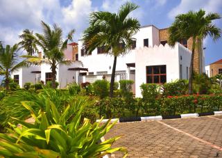 Sultan Palace Beach Resort - BAHATI House A-901 - 8