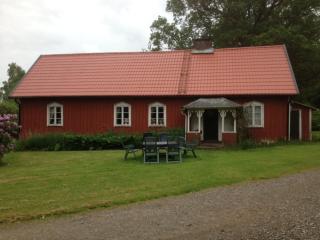 Charmig hallandslänga nära Ullared - 9