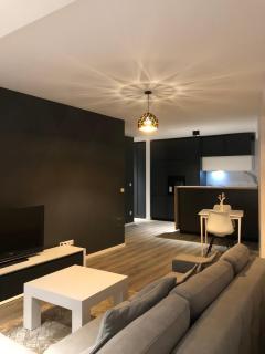 New Prishtina Luxury Apartment - Pristina - 9