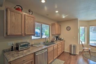 Near Golfing and Hiking Payson Family Cabin! - Payson - 3