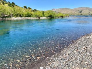 Great Views Fly Fishing Cabin Chimehuín Patagonia - 1