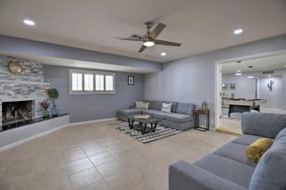 Modern Scottsdale Gem with Pool, Games, Patio and More - Scottsdale - 7