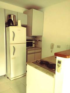 Departamento de 1 ambiente con balcón - Edificio con pileta y parque - 1