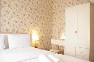 Comfy & Strategic 2BR Gateway Pasteur Apartment near Pasteur Exit Toll By Travelio - Bandung - 1