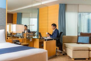 Holiday Inn Bangkok Silom by IHG - 1