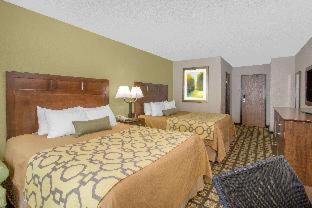 Baymont by Wyndham Ames - Ames - 3