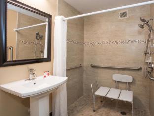 Days Inn by Wyndham Sarasota Bay - Sarasota - 3