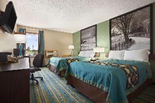 Super 8 by Wyndham Mattoon - 8