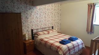 Cae Berllan Cottages - Groeslon - 8