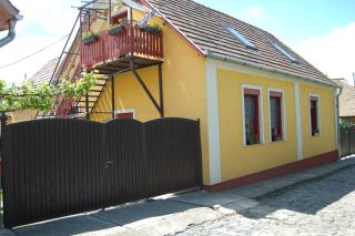 Zách Klára utcai Apartman - Visegrád - 0