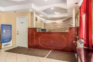 Econo Lodge Hotel Bradford - 7