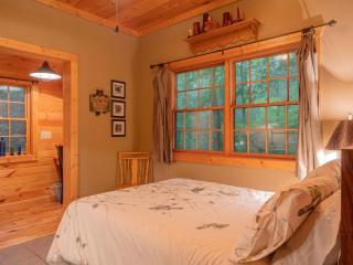 Smokys Hideaway - Townsend - 2
