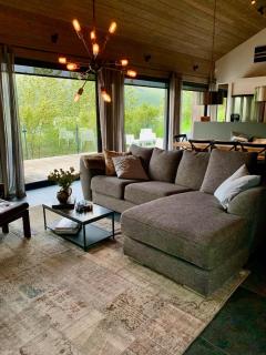 Riverside Cottage - 8