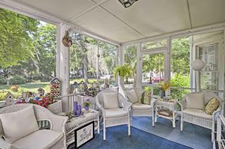 Walk to Keuka Lake! Fun, Spacious Retreat w/ Pool - 7