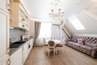 VIP apartment on Duhnovicha street .Free parking. - 8