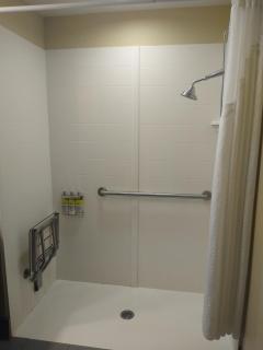 Holiday Inn Express & Suites Colorado Springs Central by IHG - Colorado Springs - 4