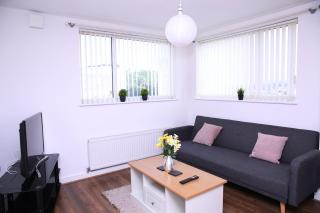 The Penthouse (30) - 4