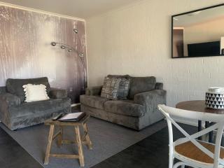 Blazing Stump Motel & Suites - Wodonga - 5