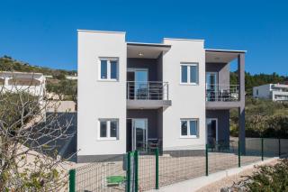 Apartments Osti - Rogoznica - 1