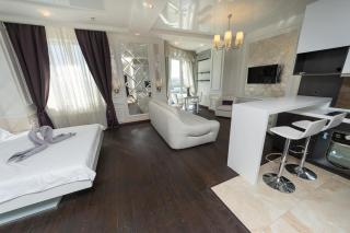 Exquisite panoramic views apartment Dnipro embankment - Kiev - 8