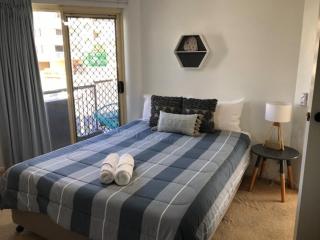 Kings Way Apartments - 4