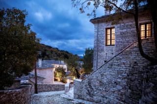 Monopatia Resort - 3