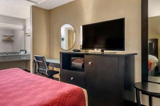 Econo Lodge Sebring - Avon Park - 8
