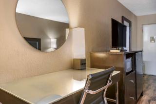 Econo Lodge Sebring - 2