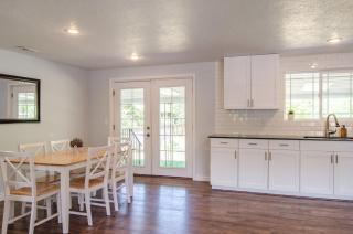Never Stop Exploring- 3 bedroom 2 bath home of duplex, close to Zion, Bryce, and Brianhead - Cedar City - 5