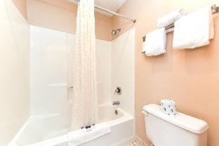 Americas Best Value Inn Plattsburgh - Plattsburgh - 9