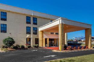 Comfort Inn & Suites - La Grange - 1