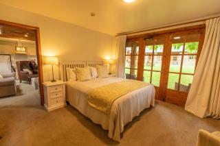 Wanaka Homestead Lodge & Cottages - 6