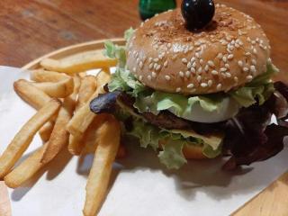 The Curve Residence - 5