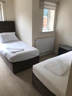YBC Court, Aldershot - Aldershot - 5