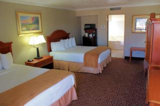 Red Arrow Inn & Suites, a Travelodge by Wyndham - Montrose - 8