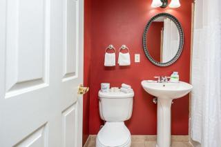 Clarion Collection Hotel Arlington Court Suites - Arlington - 1