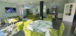 Hostal Escala Suites - 4