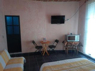 Hospedaje Casa Cortés - Recamaras de Descanso, Tepoztlán Mor - NO CONTAMOS CON ESTACIONAMIENTO - Tepoztlán - 3