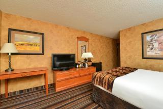 Best Western Plus Inn of Santa Fe - 2