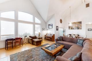 Somervilles Escape - Newport - 9
