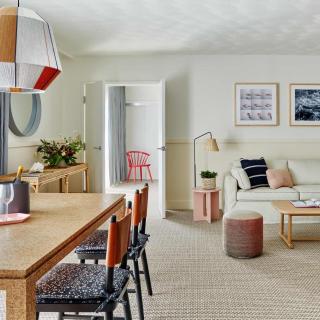 Wayfinder Newport - 1