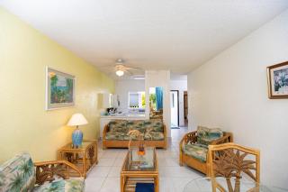 Plum Tree Club - Bridgetown - 6