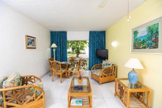 Plum Tree Club - 5