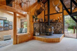 Horseshoe Mountain Hideaway - 4