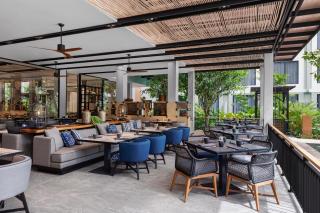 Four Points by Sheraton Phuket Patong Beach Resort - Strand Patong - 4
