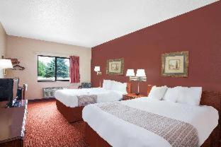 Super 8 by Wyndham Mason City - Mason City - 9